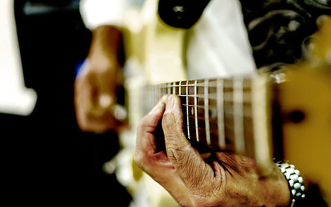 riverboats-arch-blues-cruise.jpg