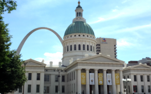 arch national park gateway takes week grounds service