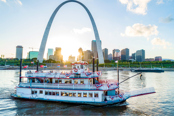 Riverfront Cruise on the Mississippi