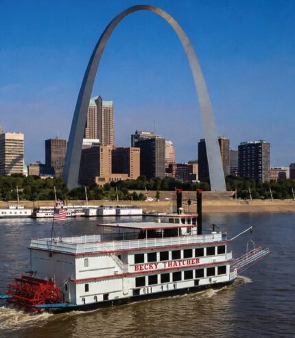 Becky Thatcher Riverboat on the Mississippi River